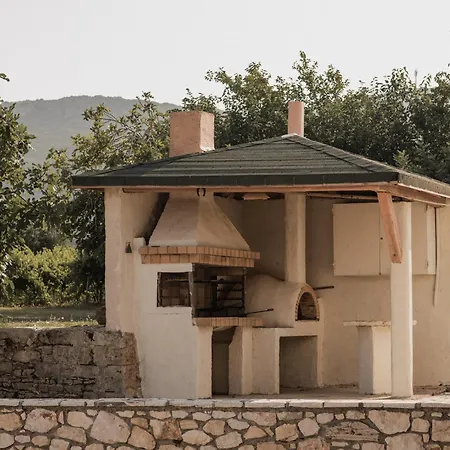 Ampeli Feriehus Vasilikí