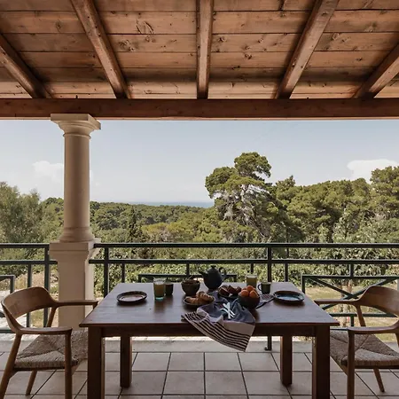 Ampeli بيت للعطل