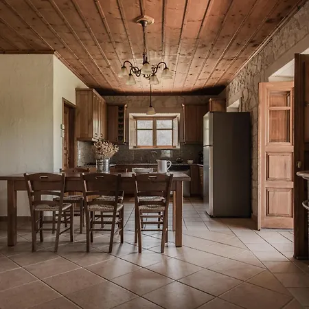 Ampeli بيت للعطل *